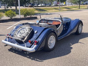 Morgan Plus 8